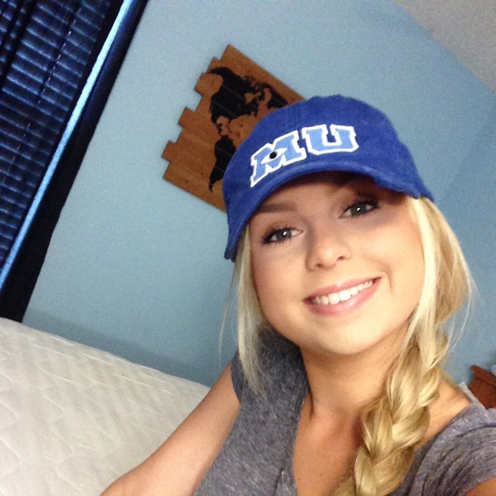 Meet your Posher, Lindsey